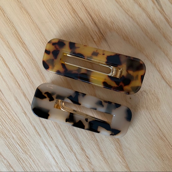 Anthropologie Accessories - Anthropologie Acrylic Hair Clips